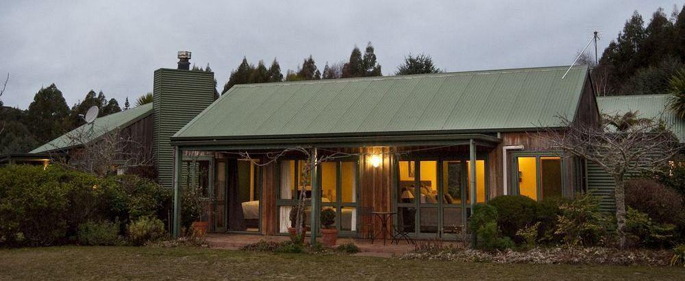 Whakaipo Lodge Taupo Eksteriør bilde