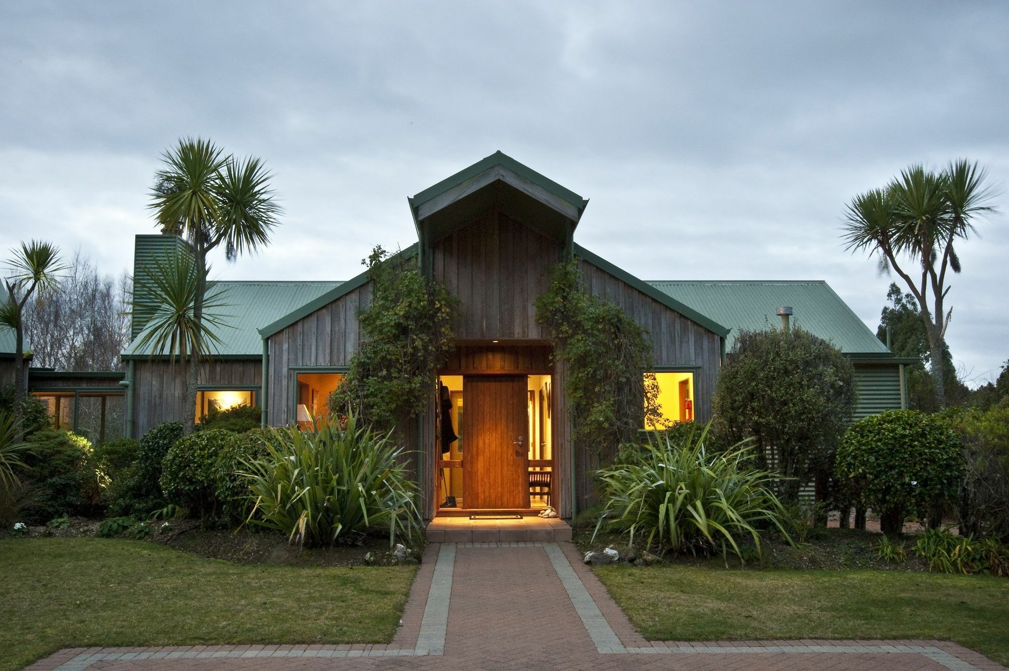 Whakaipo Lodge Taupo Eksteriør bilde
